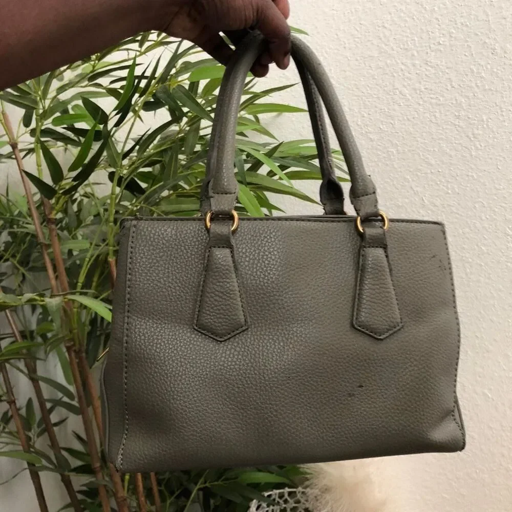 Green Steve Madden Pebbled Leather Satchel shoulder hand bag purse. Was $145+